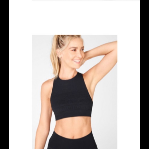 Fabletics 2-Piece Set - Picture 3 of 11